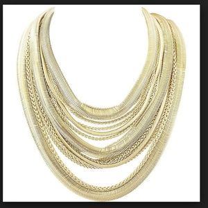 Kendra Scott Wylie Statement Necklace in Gold